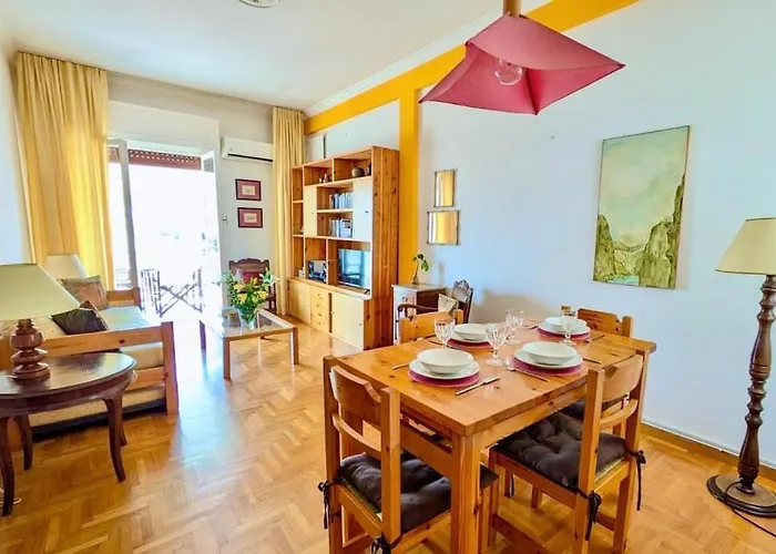 Unique Cozy 1Bedroom Apartment-Athenian Modernism