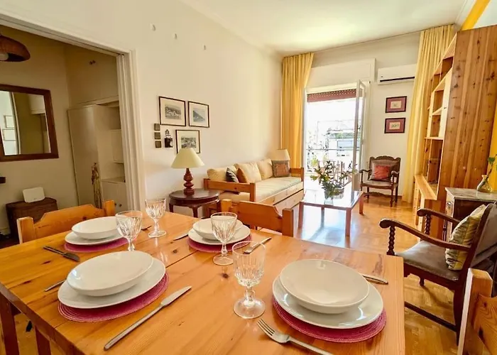 Unique Cozy 1Bedroom Apartment-Athenian Modernism