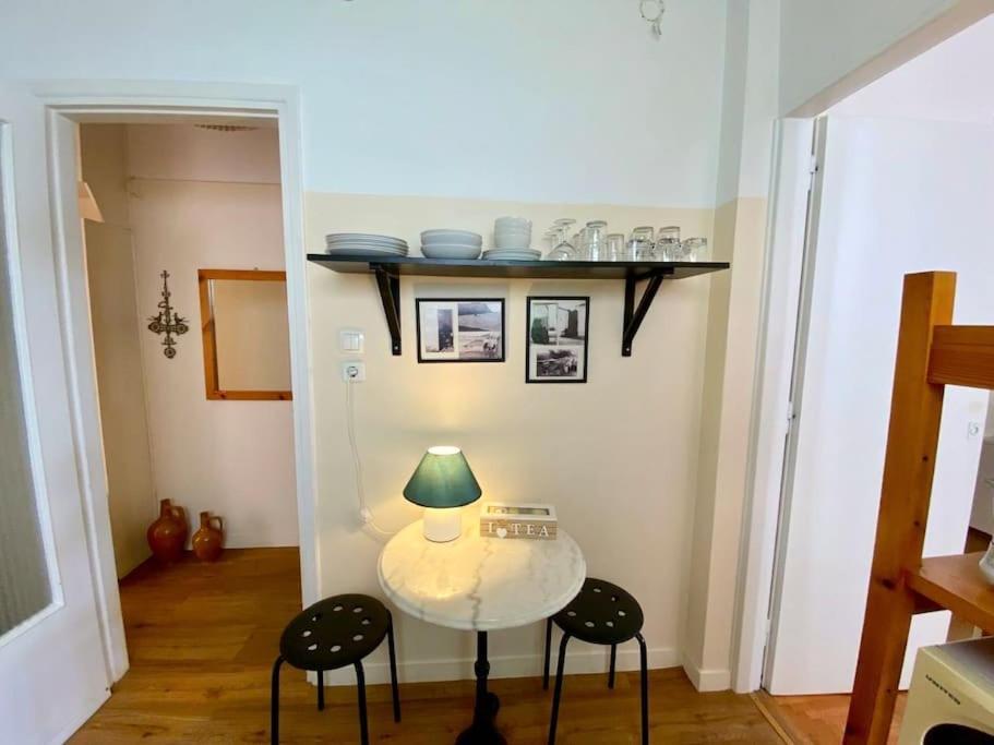 Unique Cozy 1bedroom Apartment-athenian Modernism Athen